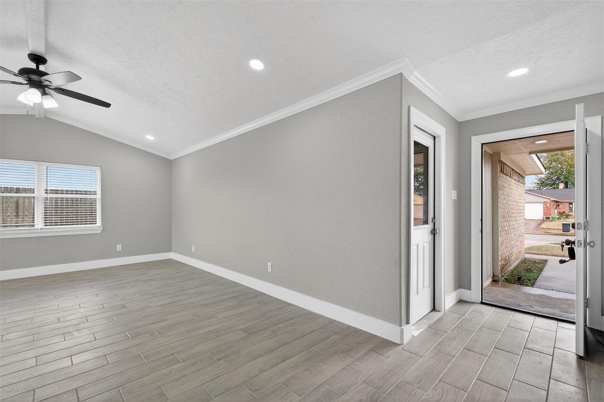 21147 Carmel Valley Drive