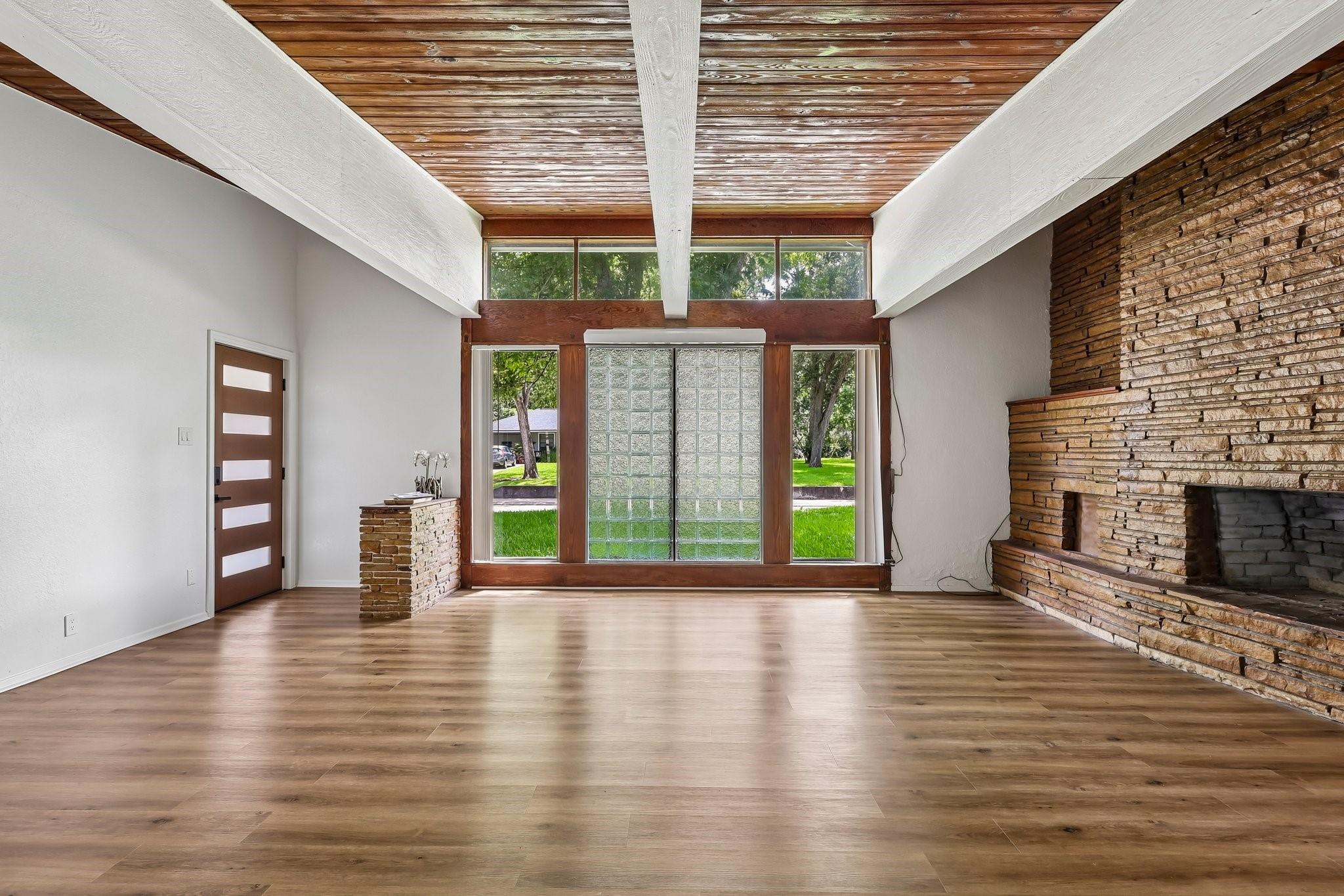 159 Oak Drive