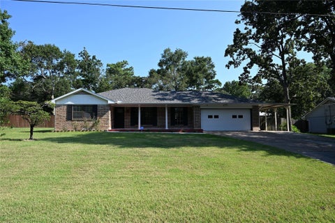 Photo of 212 Summit Drive, Conroe, TX 77303 (MLS # 78106326)