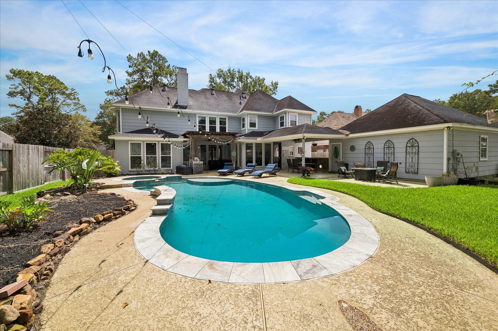 5911 Garden Hollow Court