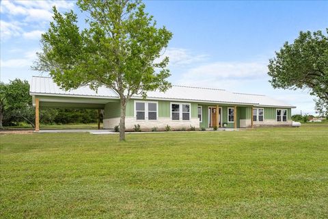 Photo of 1232 Swiss Alp Hills Loop, Schulenburg, TX 78956 (MLS # 82572456)
