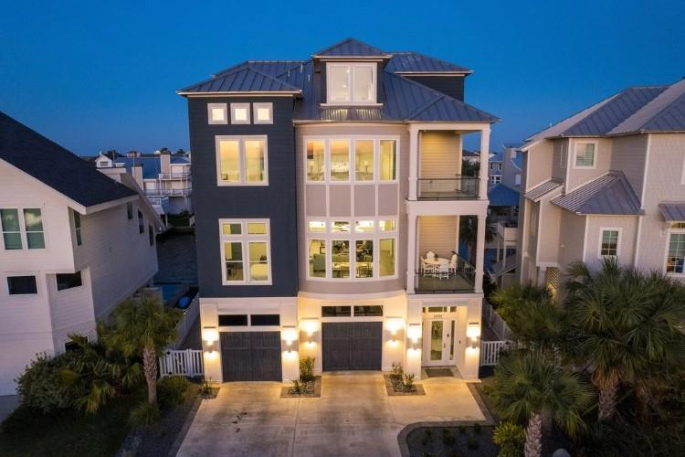 3430 Treasure Circle