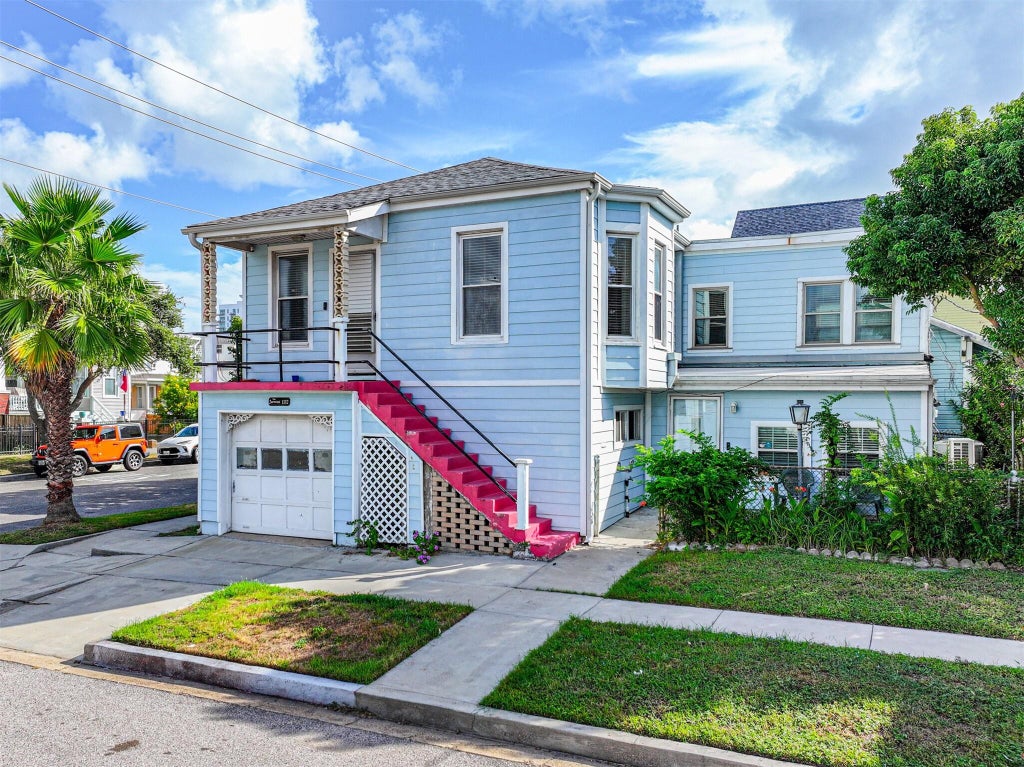 Photo of 1102 9th Street, Galveston, TX 77550 (MLS # 57685353)