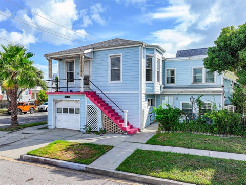 Photo of 1102 9th Street, Galveston, TX 77550 (MLS # 57685353)
