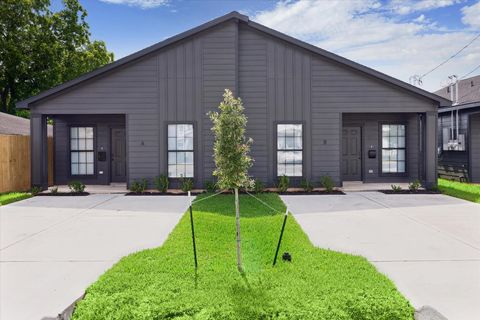 Photo of 7918 Bowen Street #A, Houston, TX 77051 (MLS # 44189787)