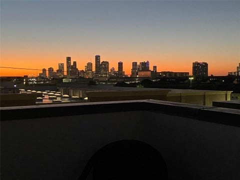 Photo of 1281 Bonner Street, Houston, TX 77007 (MLS # 83171520)
