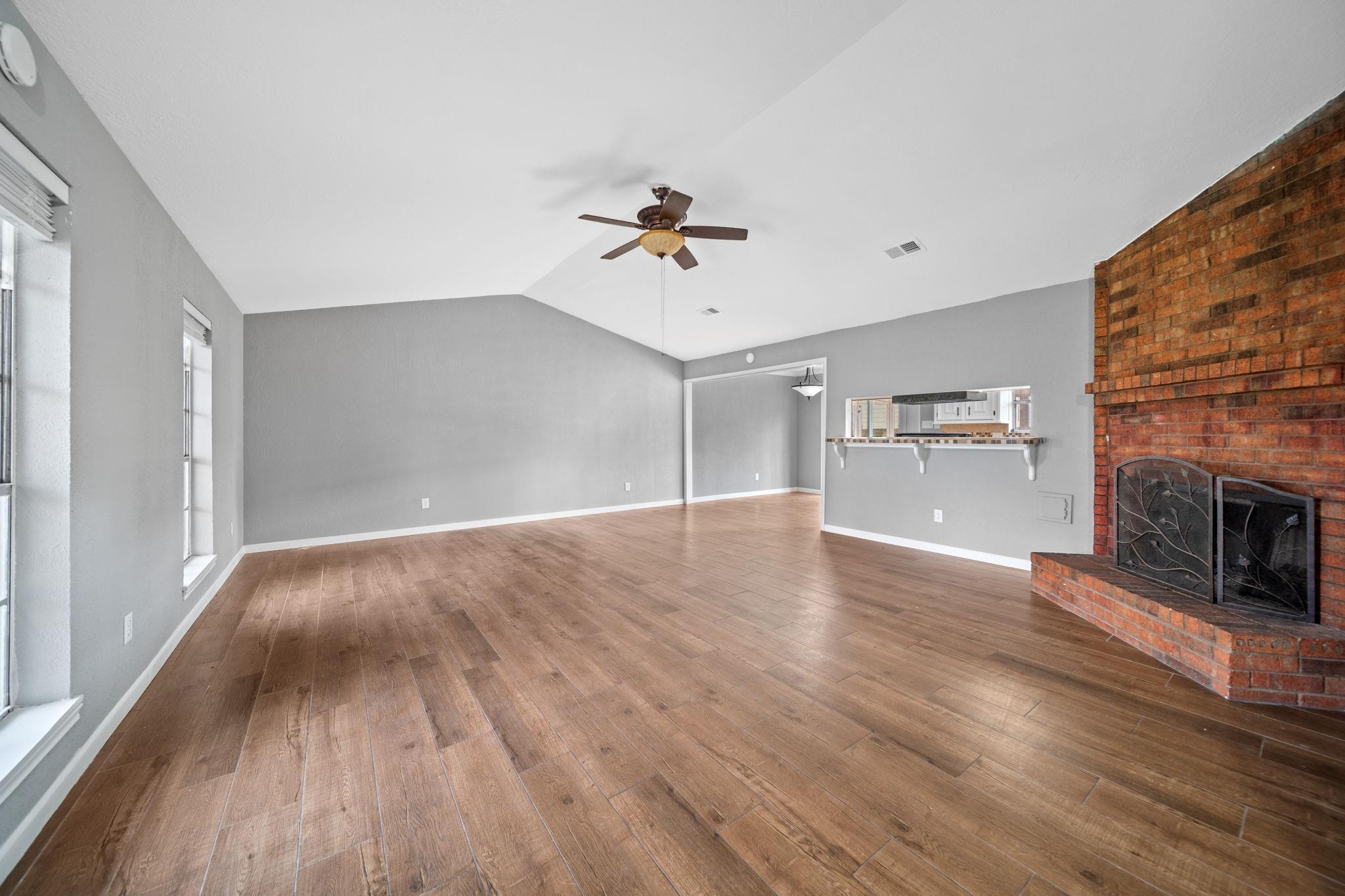 11024 San Jacinto Drive