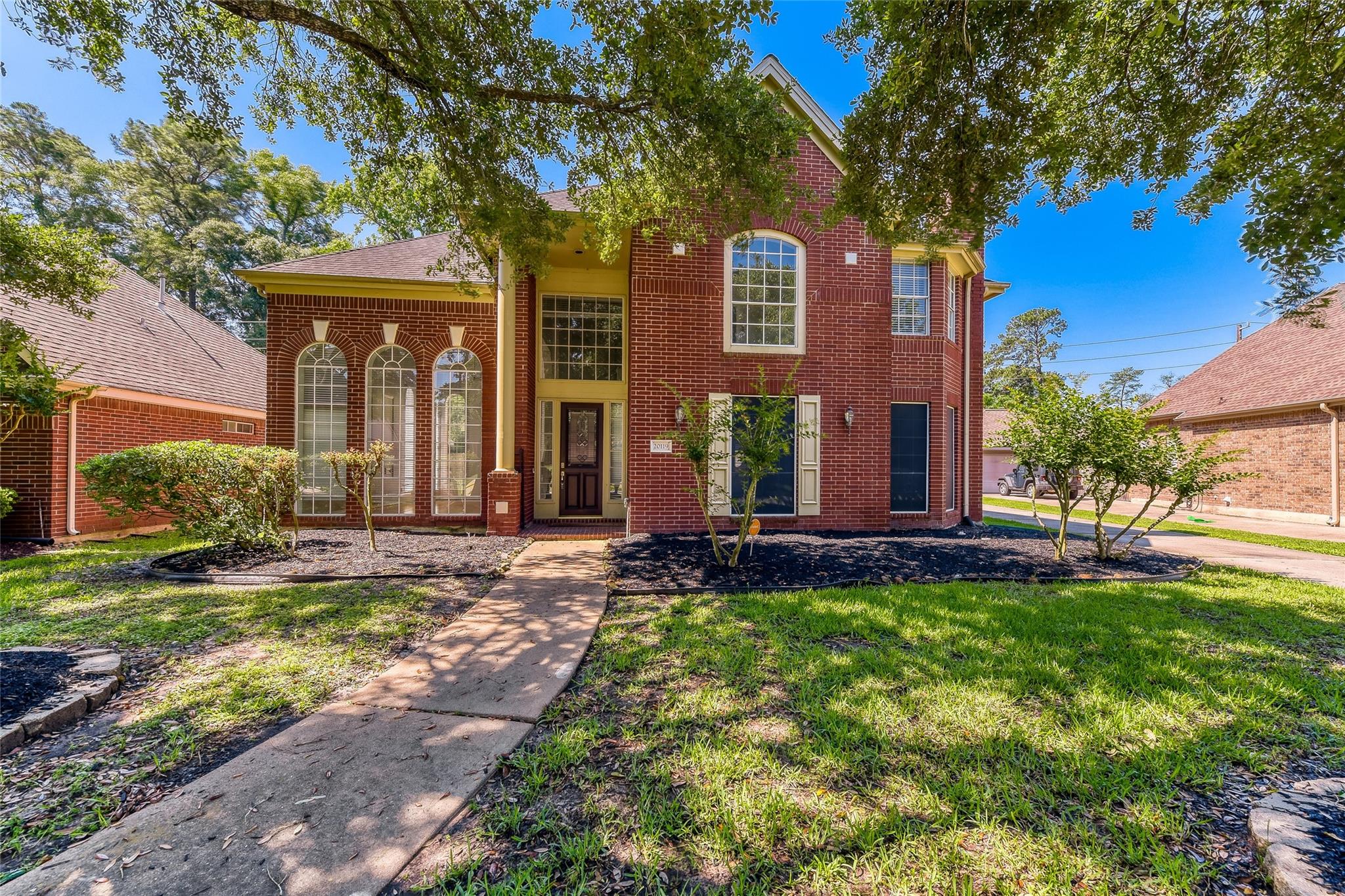 20119 Forest Drive