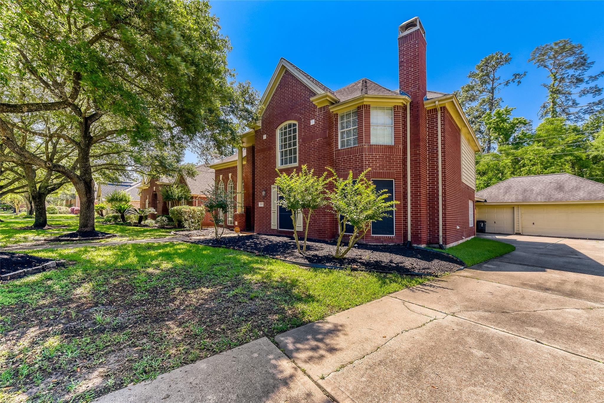 20119 Forest Drive