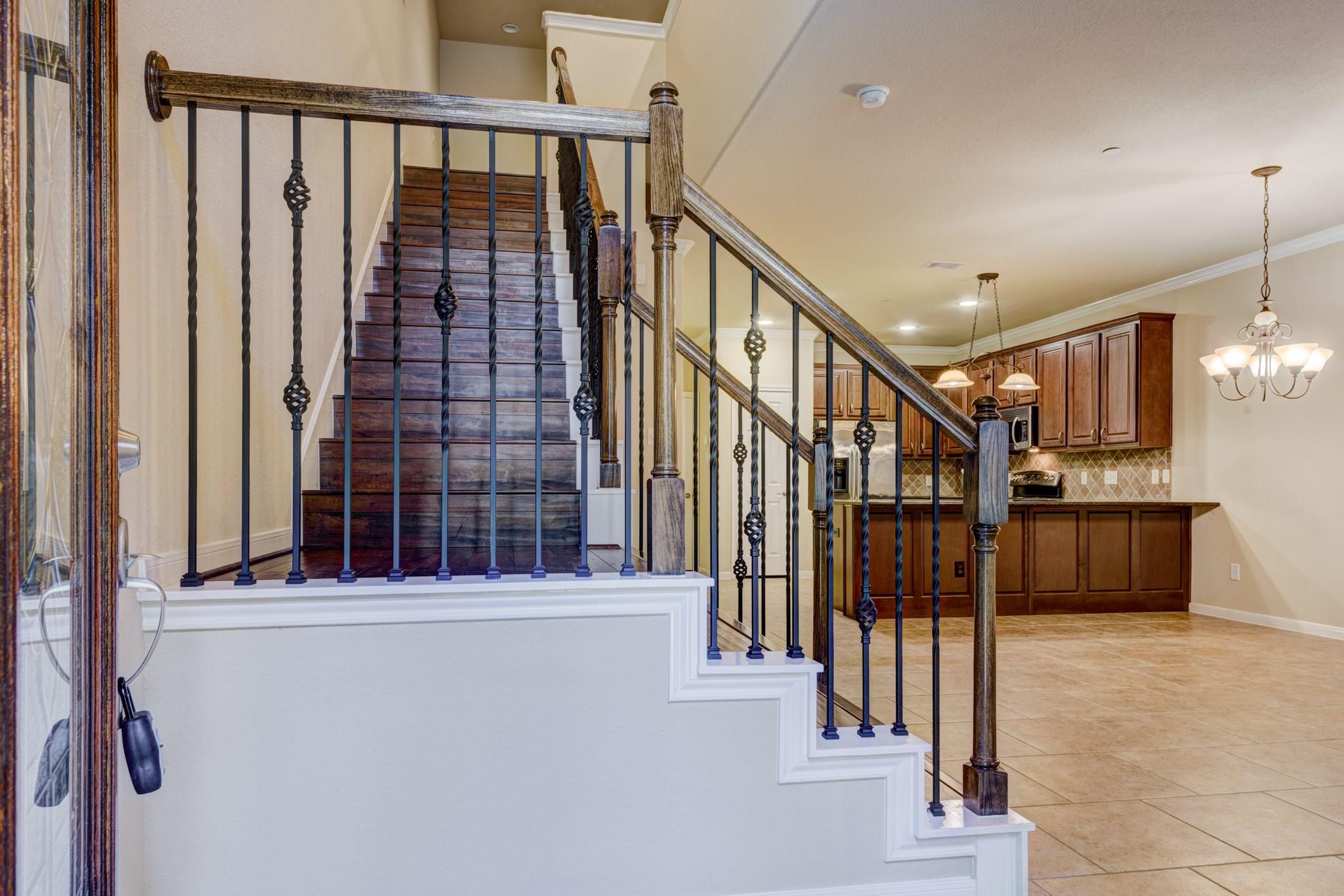 10 Bettina Lane