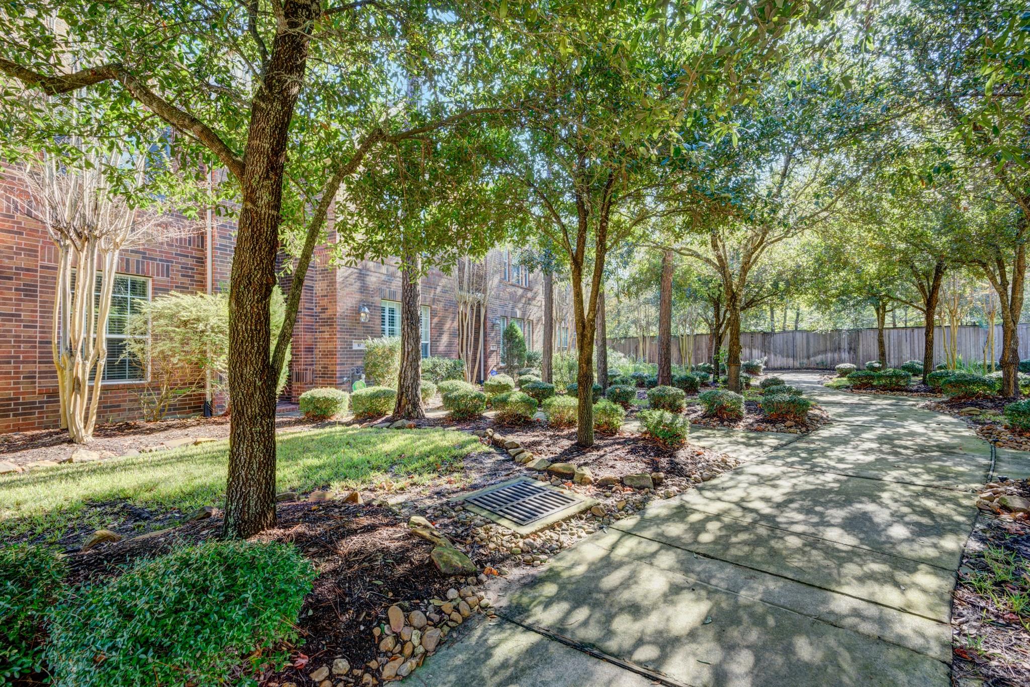 10 Bettina Lane