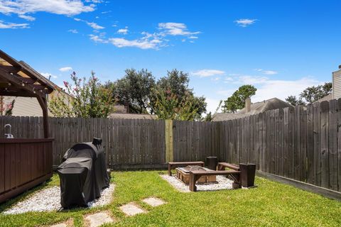 Tiny photo for 15311 Dawnbrook Drive, Houston, TX 77068 (MLS # 2306247)