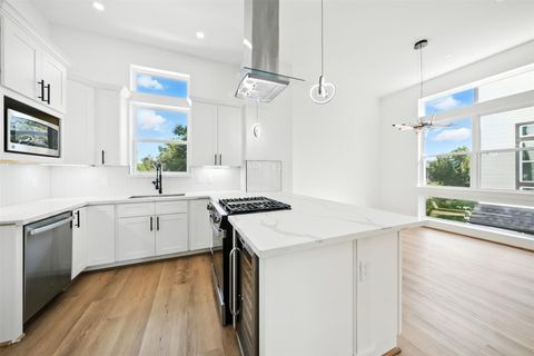 Photo of 1913 Hoskins Drive #E, Houston, TX 77080 (MLS # 45588632)
