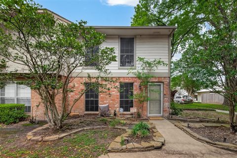 Photo of 7949 Kendalia Drive, Houston, TX 77036 (MLS # 90286616)