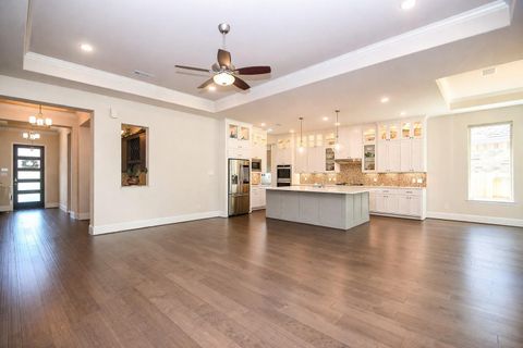 Tiny photo for 604 Castlewood Cove Lane, Pinehurst, TX 77362 (MLS # 41733427)
