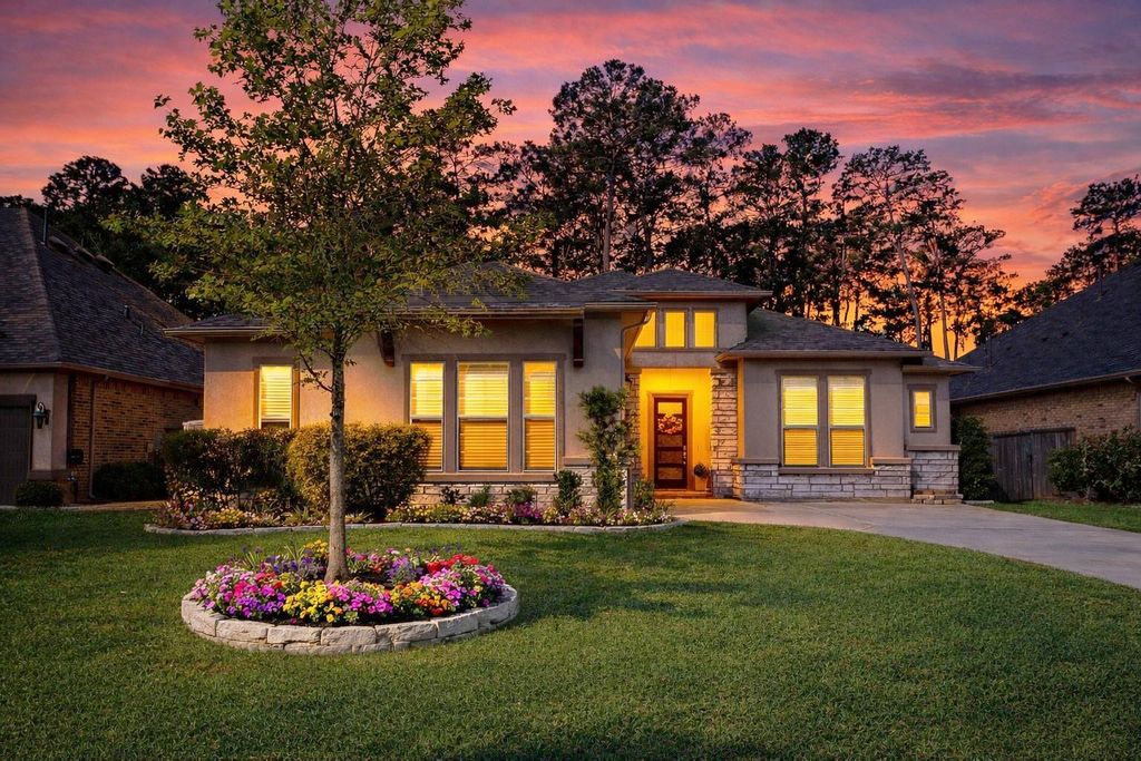 Photo of 604 Castlewood Cove Lane, Pinehurst, TX 77362 (MLS # 41733427)