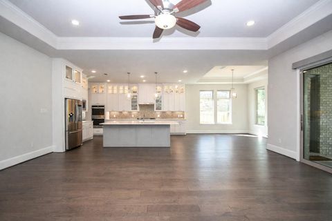 Tiny photo for 604 Castlewood Cove Lane, Pinehurst, TX 77362 (MLS # 41733427)