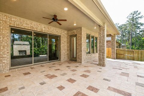 Tiny photo for 604 Castlewood Cove Lane, Pinehurst, TX 77362 (MLS # 41733427)
