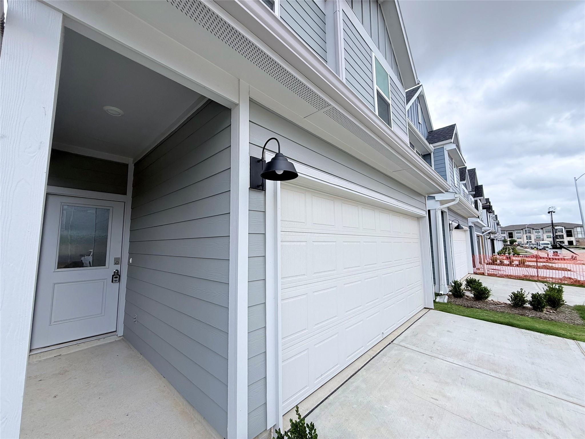 28214 Meadowlark Sky Dr