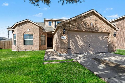 Photo of 4922 Alder Bend Lane, Richmond, TX 77469 (MLS # 34695882)