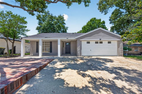 Photo of 503 Allison Street, Conroe, TX 77303 (MLS # 88935065)