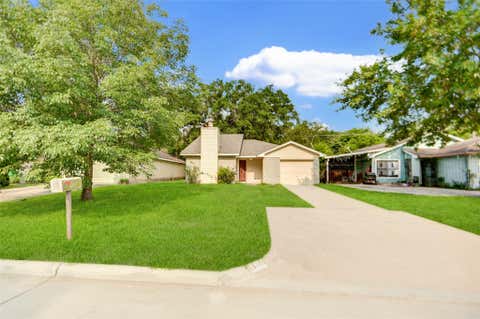 Photo of 13106 Townwood Drive, Houston, TX 77045 (MLS # 49567385)