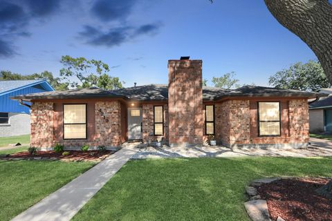 Photo of 4219 Terlingua Street, Pasadena, TX 77504 (MLS # 41989896)