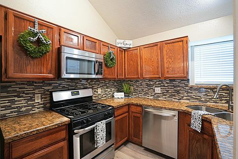 Photo of 133 Cotton Drive, Lake Jackson, TX 77566 (MLS # 97247751)