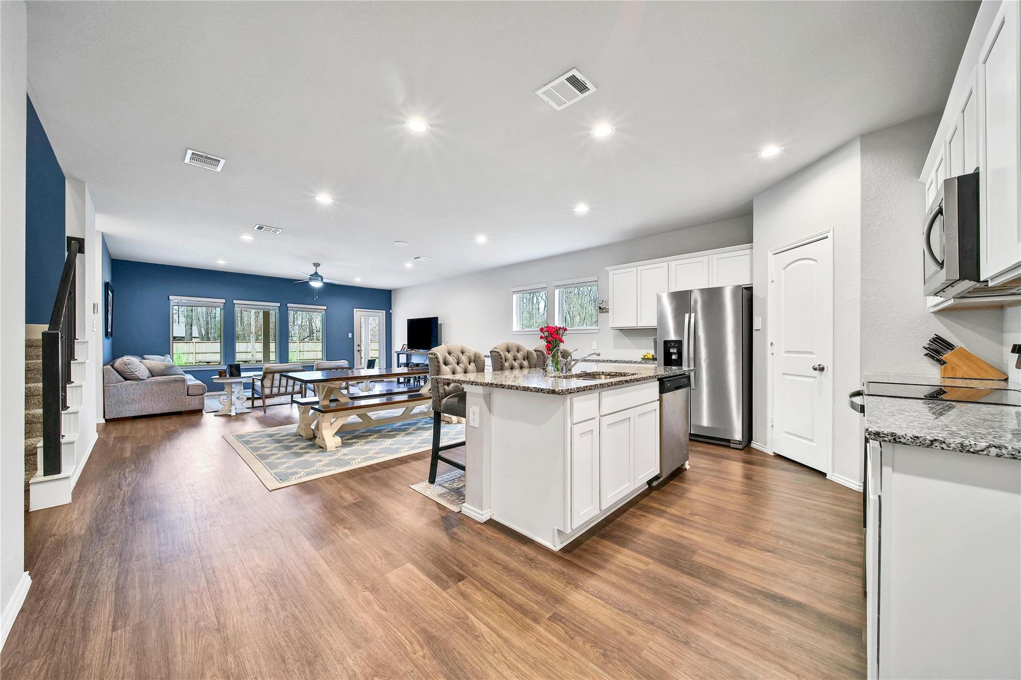 2818 Roman Forest Boulevard