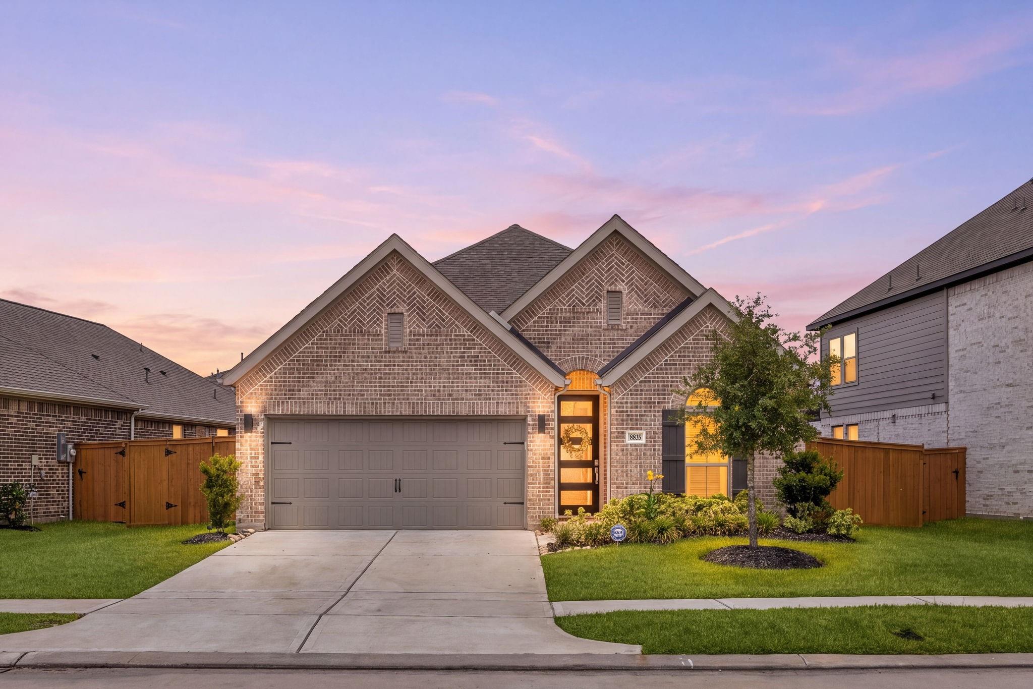 8835 Harbor Pines Drive