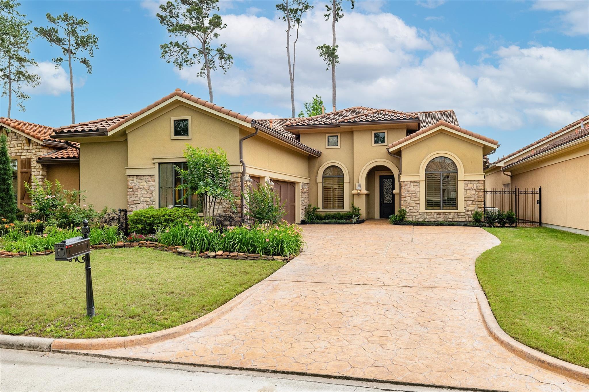 3023 Serena Vista Way