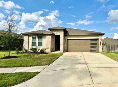 Photo of 14273 Lake Lodge Drive, Conroe, TX 77384 (MLS # 7502721)