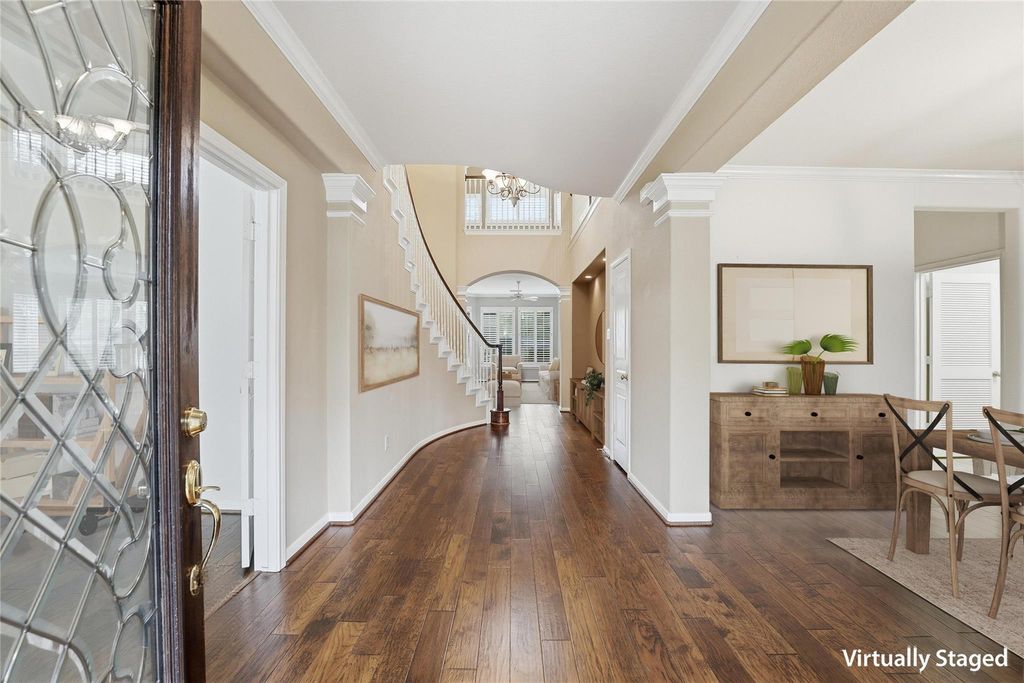 Photo of 5814 Riverchase Village Drive, Houston, TX 77345 (MLS # 31202747)