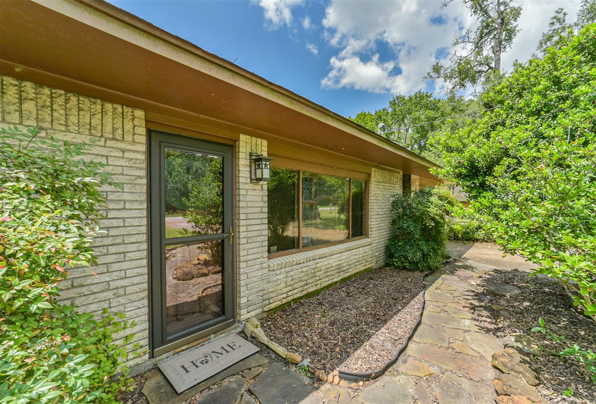 18519 Fm 2100 Road