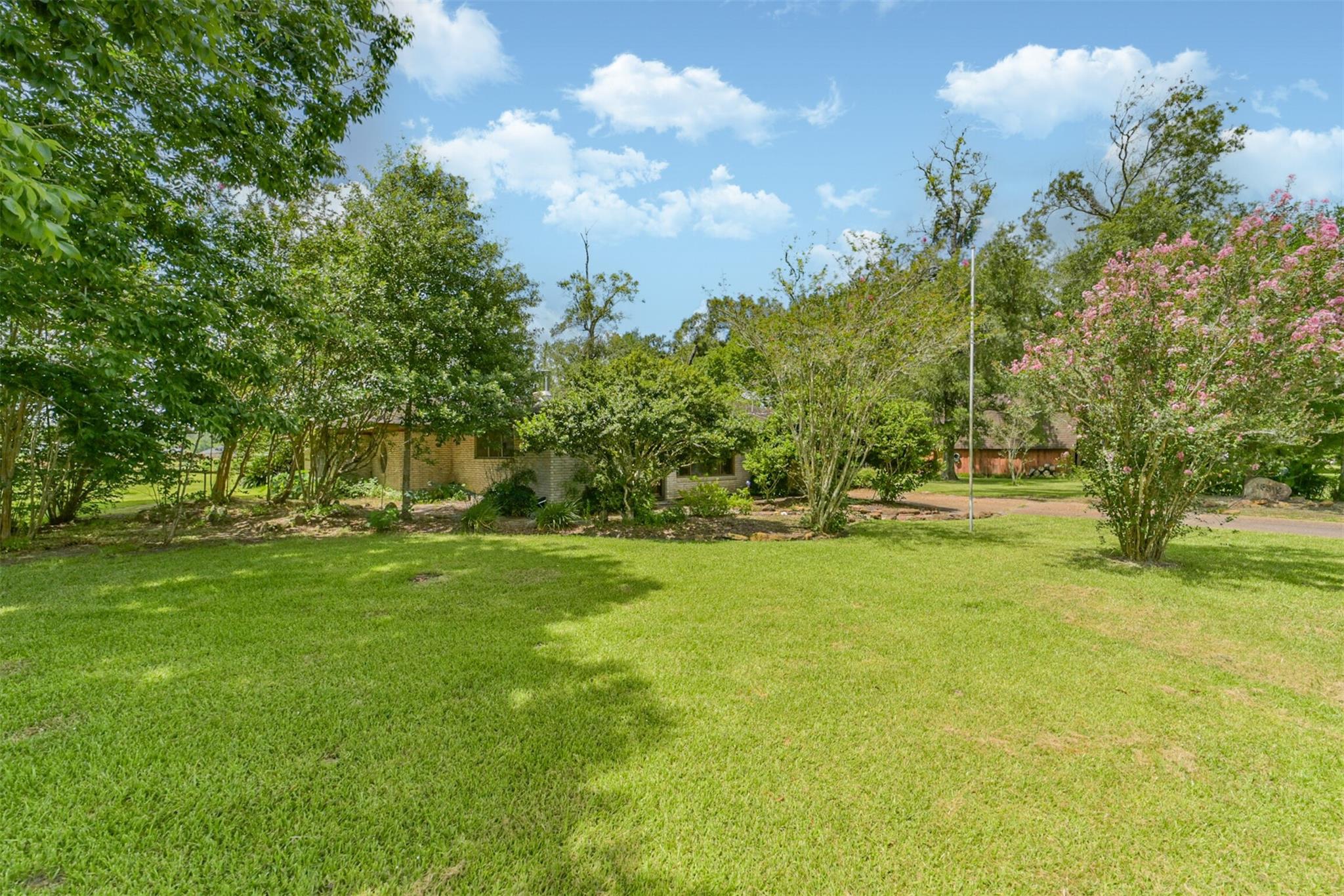 18519 Fm 2100 Road