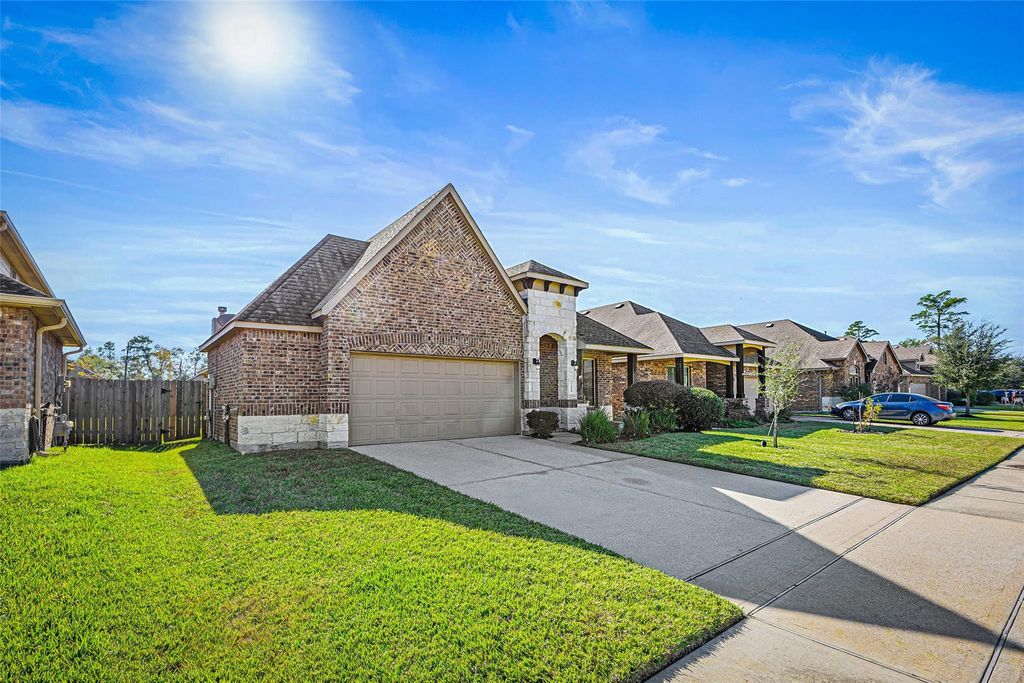 Photo of 5615 Glenfield Spring Lane, Spring, TX 77389 (MLS # 68129704)