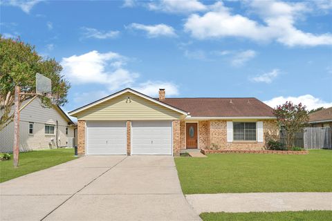 Photo of 501 S Travis Street, Deer Park, TX 77536 (MLS # 76631713)
