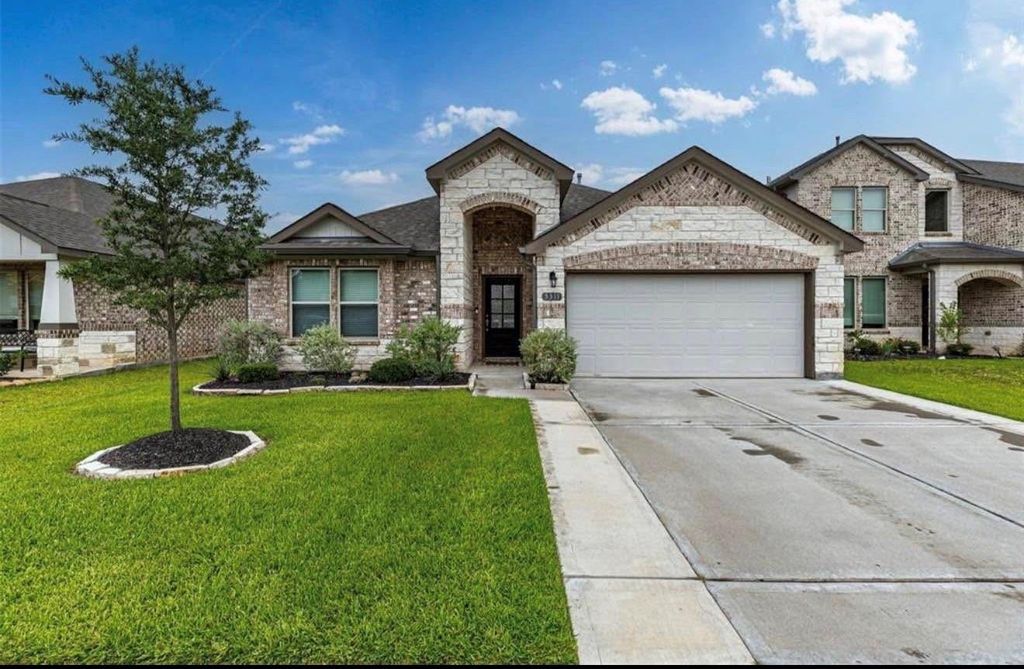 Photo of 5311 Latigo Court, Alvin, TX 77511 (MLS # 42414508)