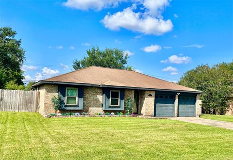 Photo of 1718 Linwood Drive, Wharton, TX 77488 (MLS # 35560485) Photo of 1718 Linwood Drive, Wharton, TX 77488 (MLS # 35560485)