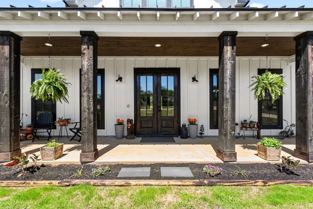 Photo of 110 Quiet Springs Trail, Willis, TX 77378 (MLS # 97245494)