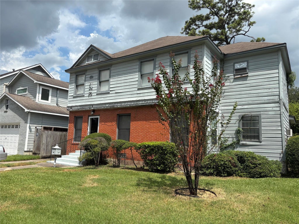 Photo of 3229 Binz Street, Houston, TX 77004 (MLS # 73248627)