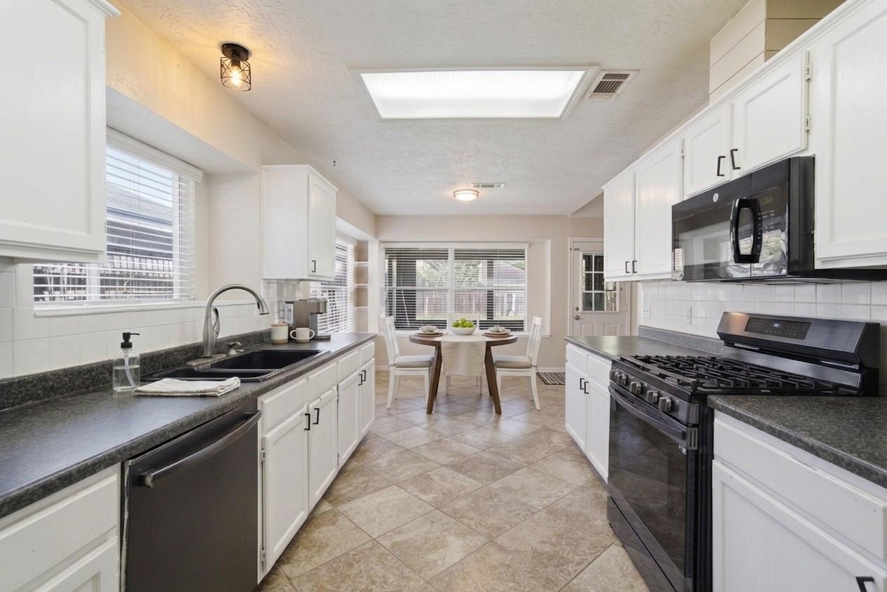 22510 Vista Valley Drive