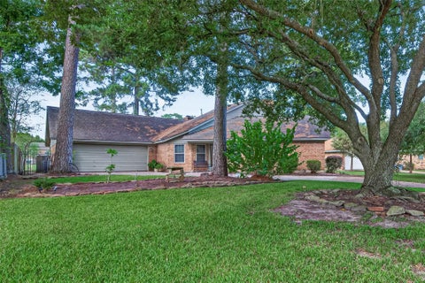 Photo of 20339 Atascocita Shores Drive, Humble, TX 77346 (MLS # 67380772)