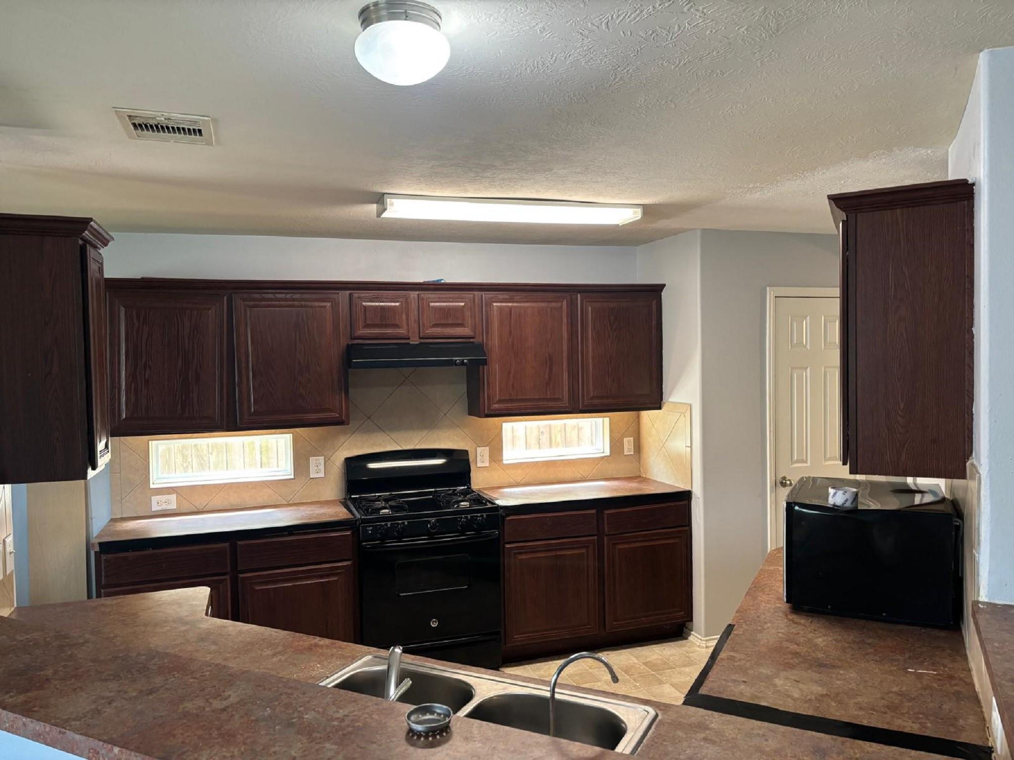 1106 Crestmont Place Loop