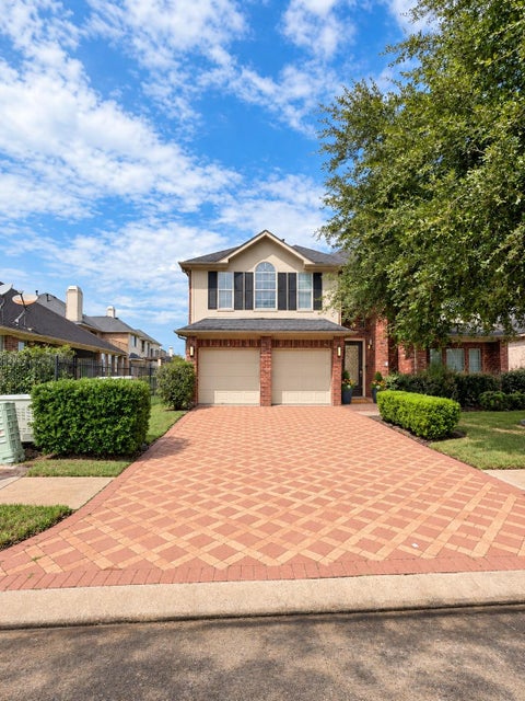 Photo of 5203 Auckland Drive, Sugar Land, TX 77498 (MLS # 80546056)