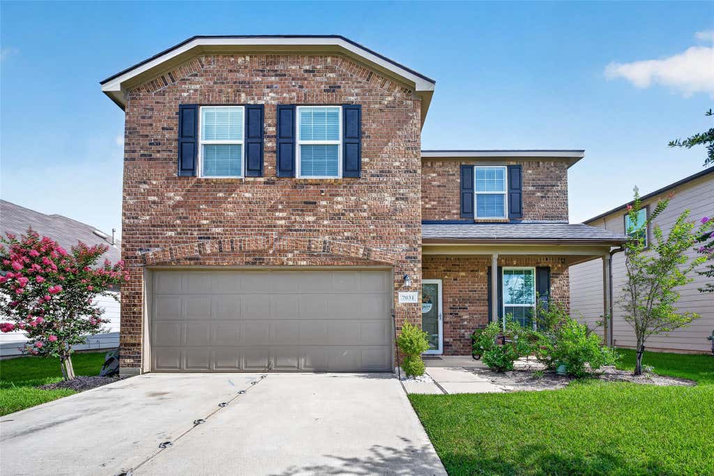 Photo of 7031 Hobby Wind Ridge Drive, Houston, TX 77075 (MLS # 73052919)