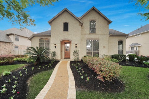 Photo of 1807 Ravenel Lane, Sugar Land, TX 77479 (MLS # 34323497)