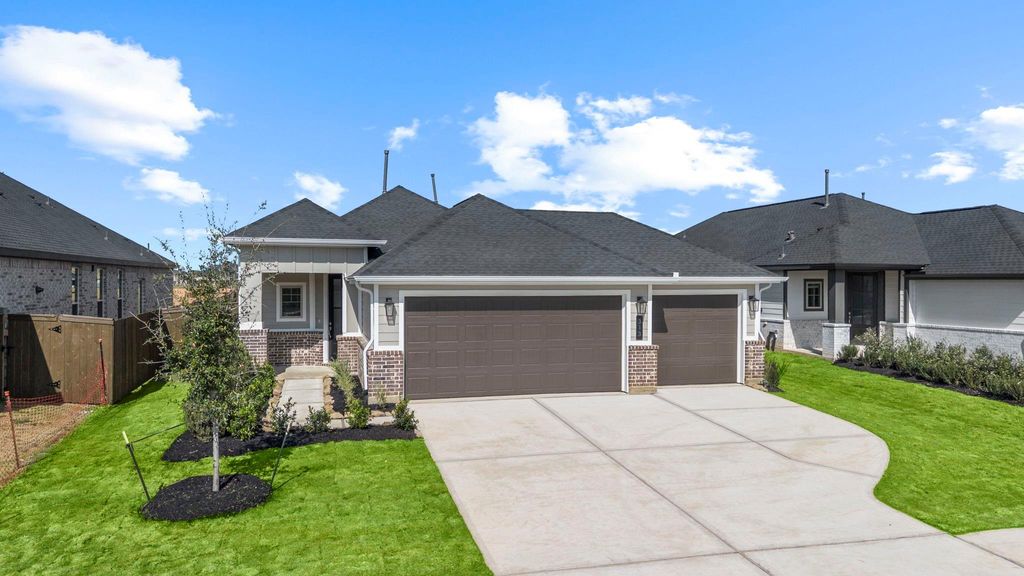 Photo of 313 Goldeneye Duck Drive, Waller, TX 77484 (MLS # 39308482)