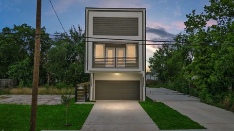 Photo of 6631 Foster Street, Houston, TX 77021 (MLS # 86418254)