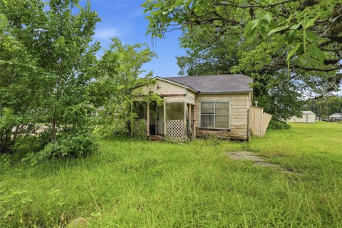 Photo of 207 W Jackson Street, West Columbia, TX 77486 (MLS # 33921390)